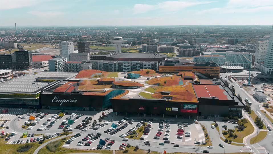Drönarbild av Emporia köpcentrum i Malmö, Keep It Visual