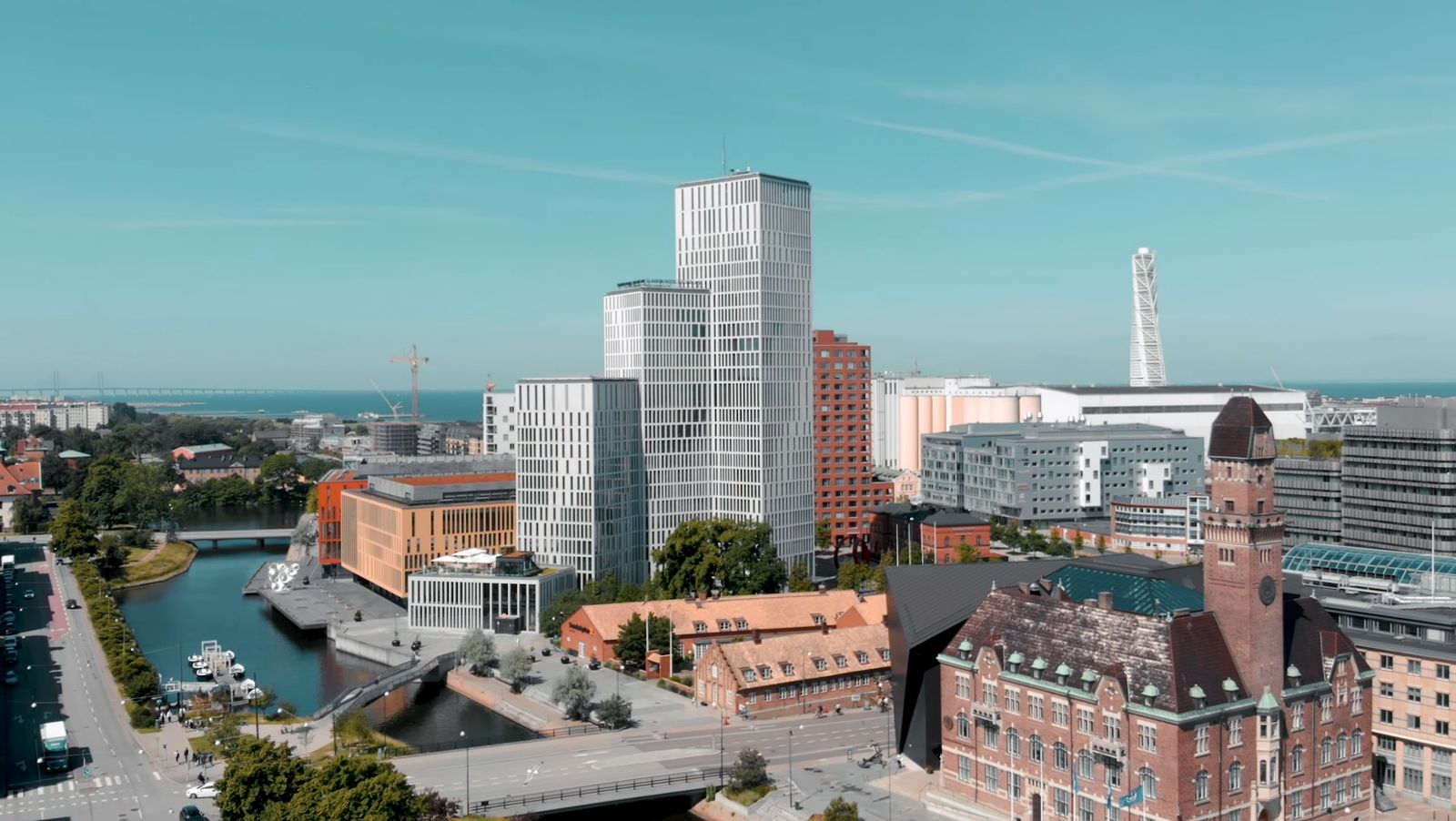 Drönarbild av Malmö Live konserthus, Keep It Visual